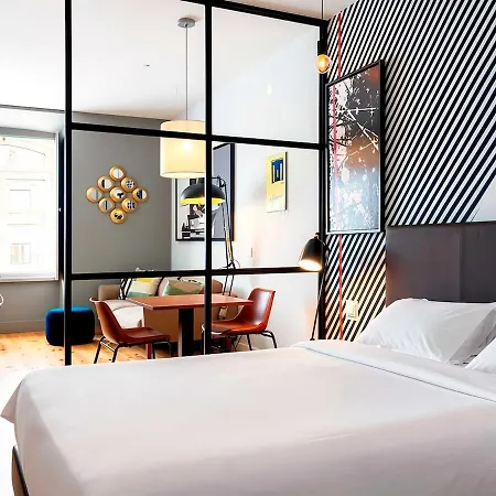 Loft With View - Praca Da Figueira - Baixa, 아파트 *